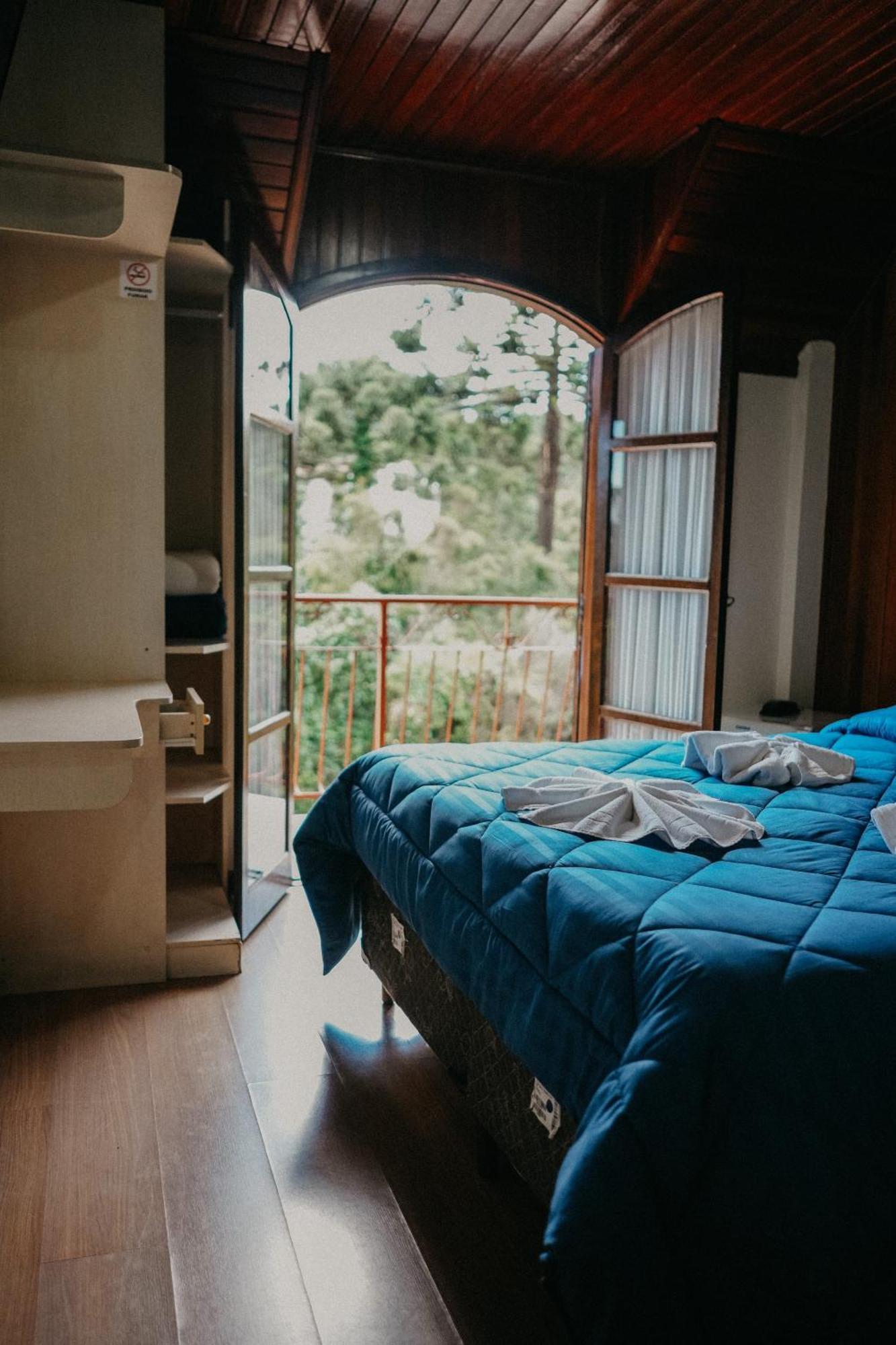 Hotel Vill' Agi Campos do Jordao Exterior photo